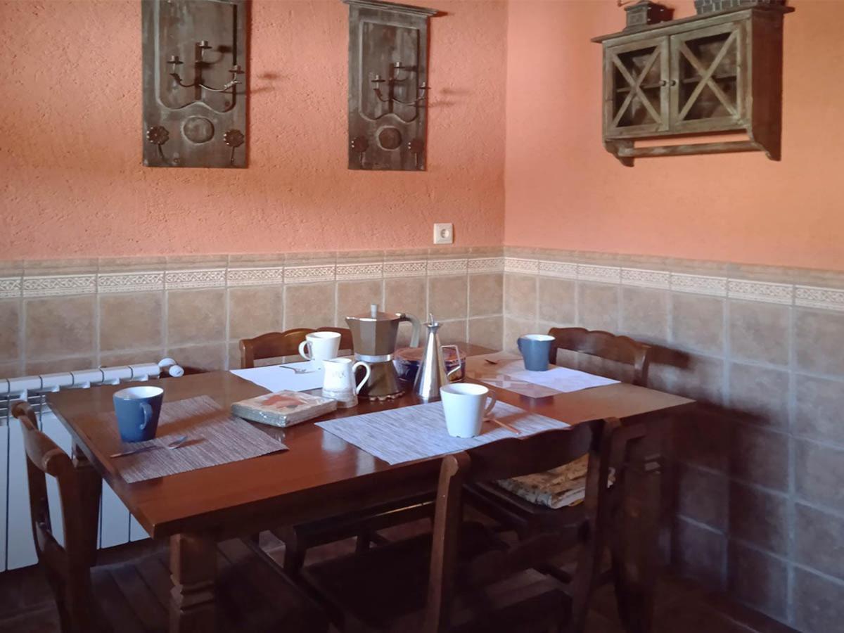 Sotos de Sepúlveda Mis Cuatro Estaciones, Casa Boutiqueゲストハウス エクステリア 写真