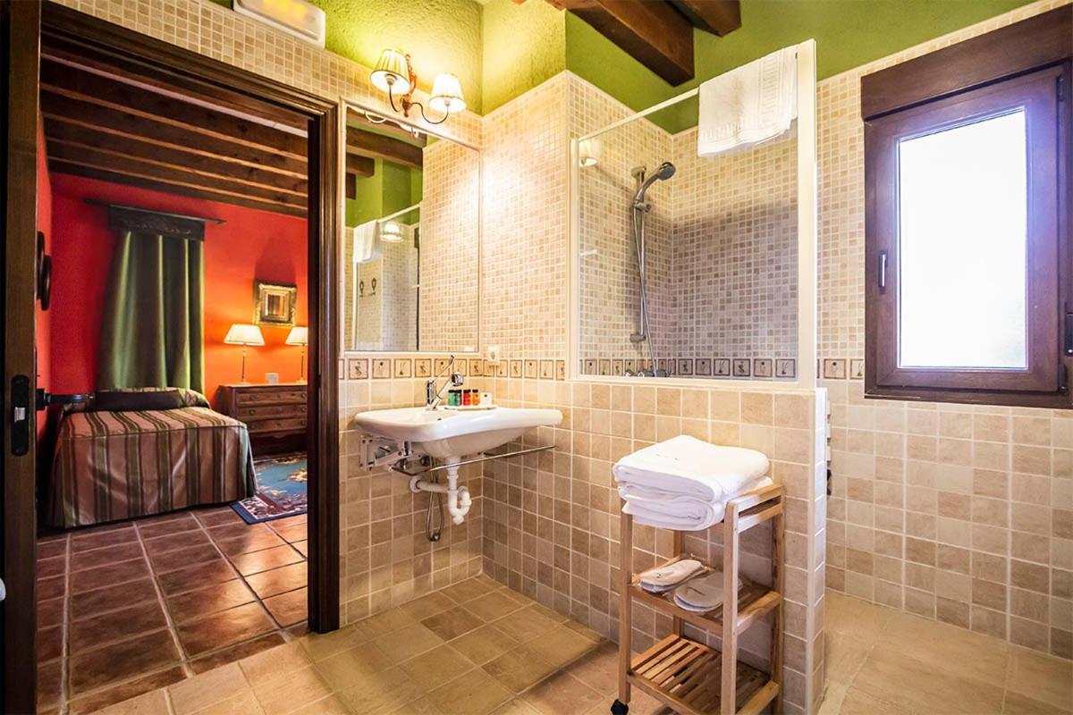Sotos de Sepúlveda Mis Cuatro Estaciones, Casa Boutiqueゲストハウス エクステリア 写真